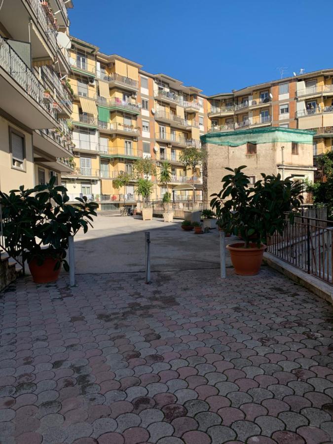 A Casa Con....Te! Apartment Наполи Екстериор снимка
